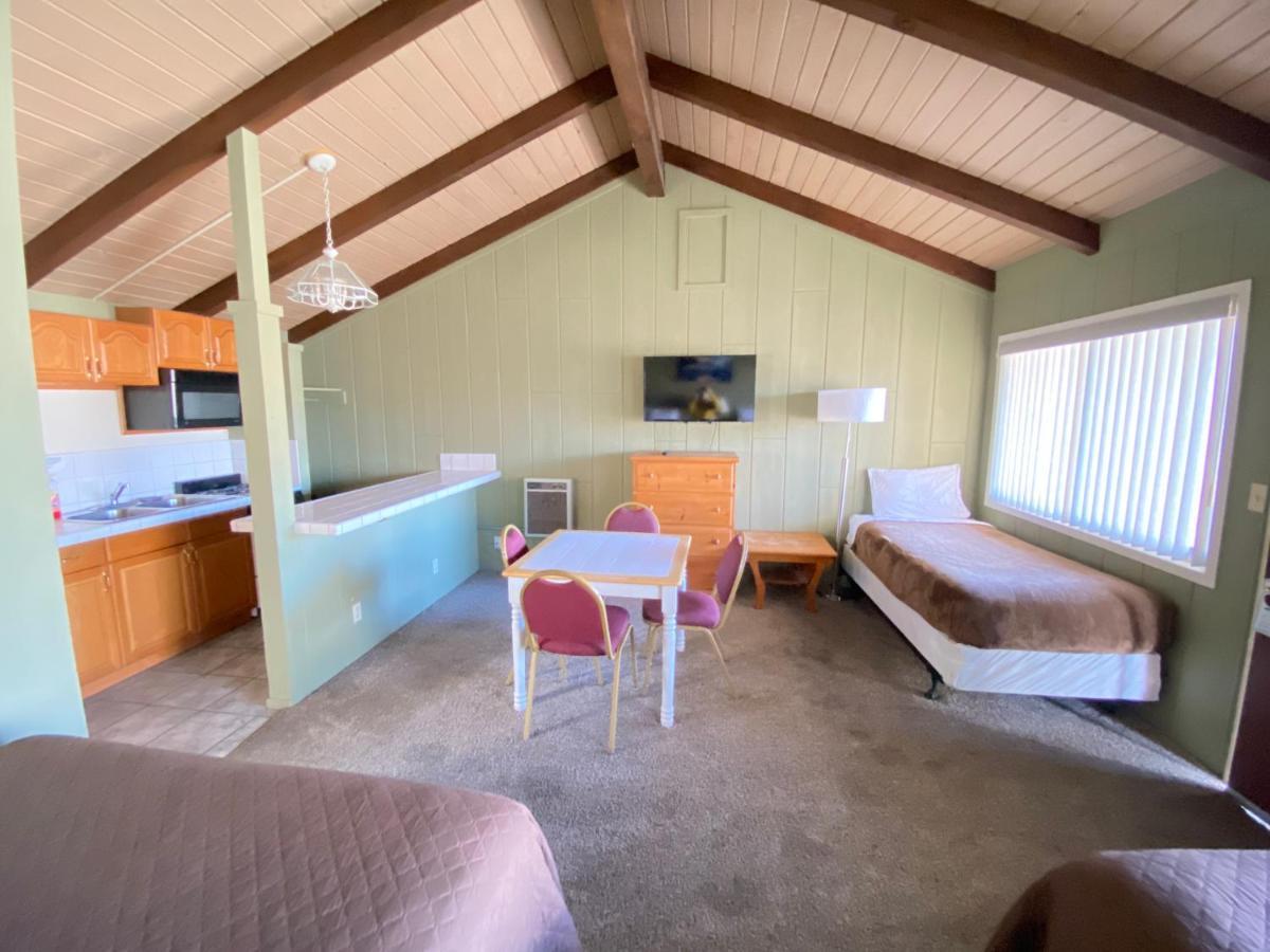 Bristlecone Motel 빅 파인 외부 사진